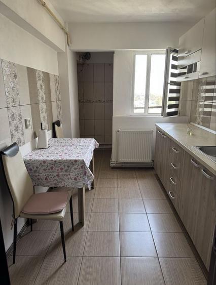 Apartament cu 3 camere decomandat în Nord