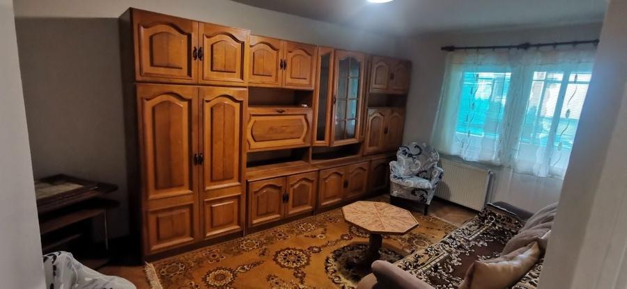 Apartament cu 4 camere în Calea Sighisoarei