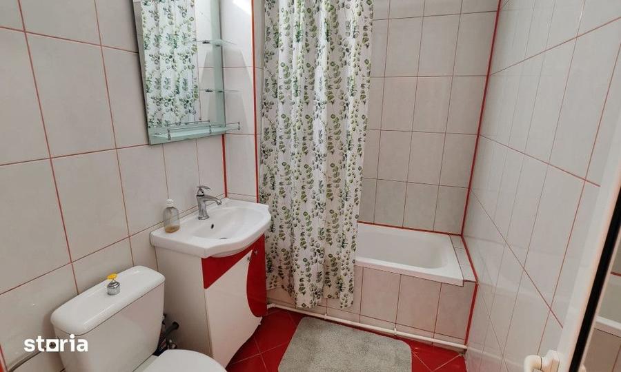 Apartament cu 2 camere semidecomandat în Țiglina 3