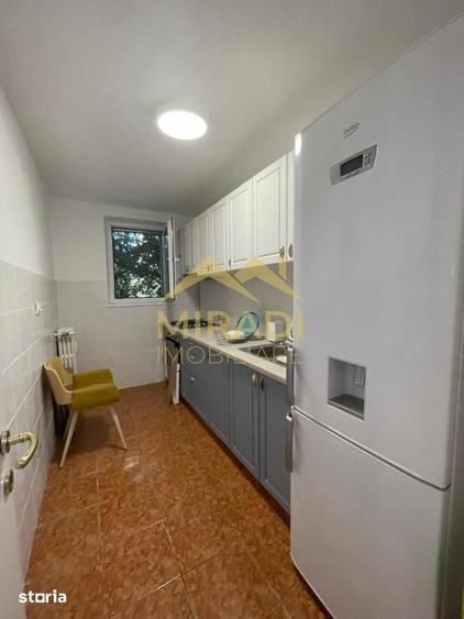 Apartament cu 2 camere semidecomandat în Decebal