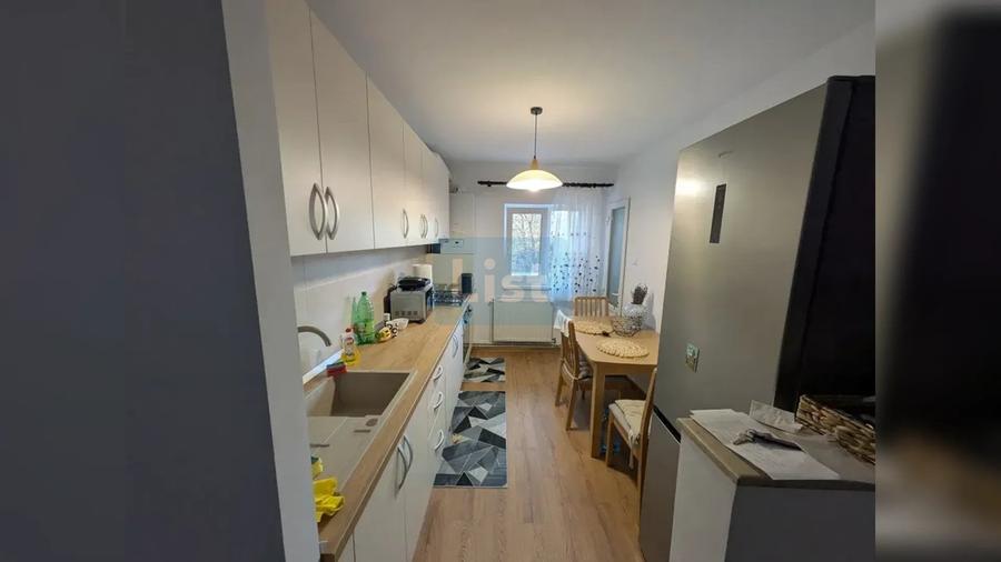 Apartament cu 2 camere decomandat în Zorilor