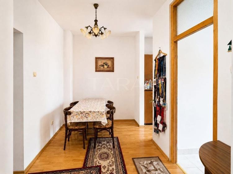 Apartament cu 2 camere semidecomandat, mobilat în Gruia