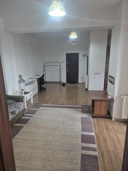 Inchiriez apartament 2 camere - 3