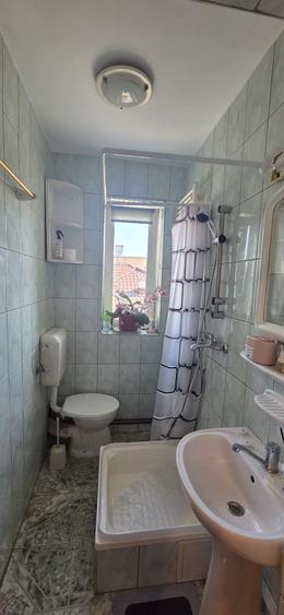Garsonieră decomandată în Dorobanți