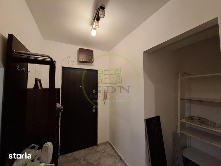 Apartament cu 2 camere semidecomandat, mobilat în Rogerius