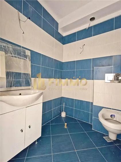 Apartament cu 3 camere decomandat în Ipotești