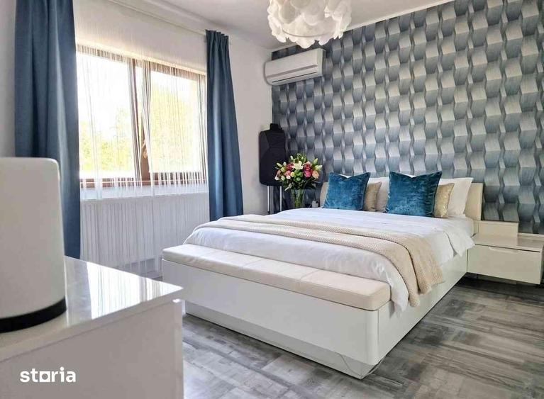 Casă cu 4 camere cu Teren 500 Mp în Central