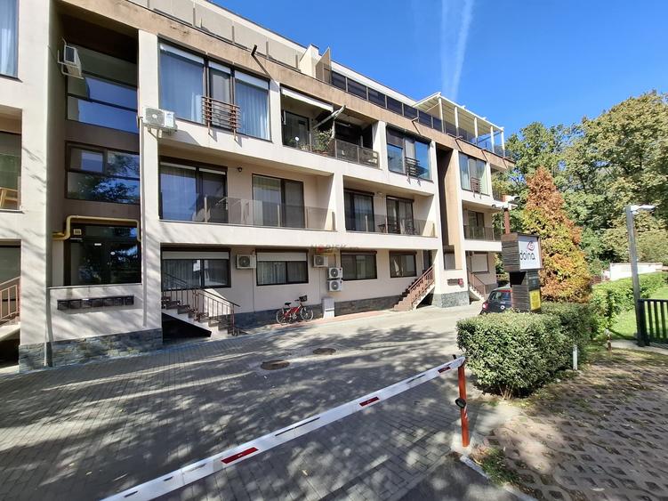 Apartament cu 4 camere semidecomandat, mobilat în Pipera
