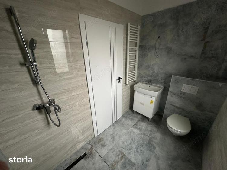 Casă cu 5 camere cu Teren 220 Mp în Mehala