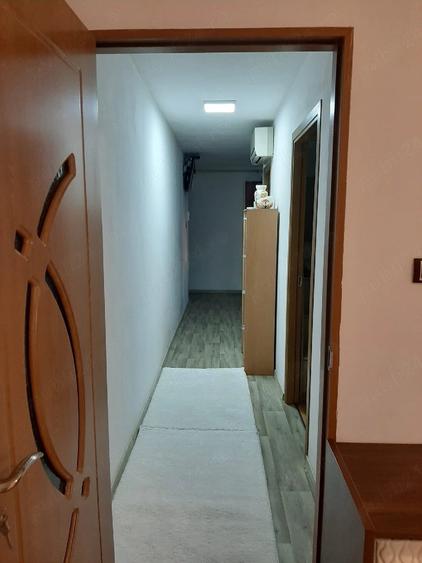 Apartament cu 2 camere decomandat în Dâmbovița