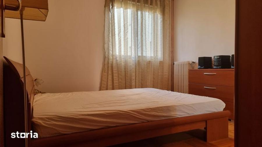 Apartament cu 3 camere decomandat în Chiajna