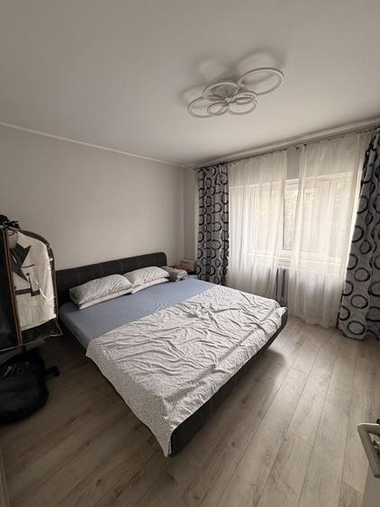Apartament cu 2 camere decomandat în Ostroveni