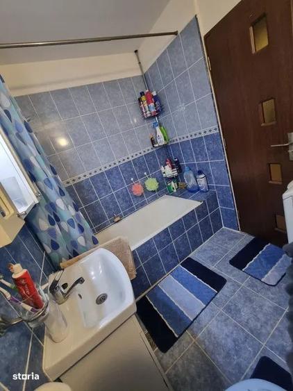Apartament cu 2 camere decomandat în Micro 17