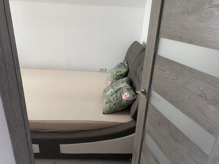 Apartament cu 3 camere semidecomandat, mobilat în Iosefin