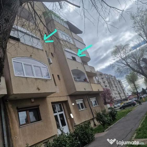 Apartament cu 2 camere decomandat în Carpați 2