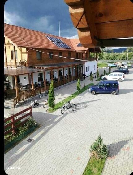 Casă cu 4 camere cu Teren 500 Mp în Uriu