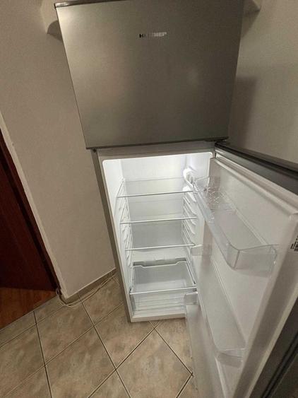 Apartament cu 2 camere decomandat în Vitan
