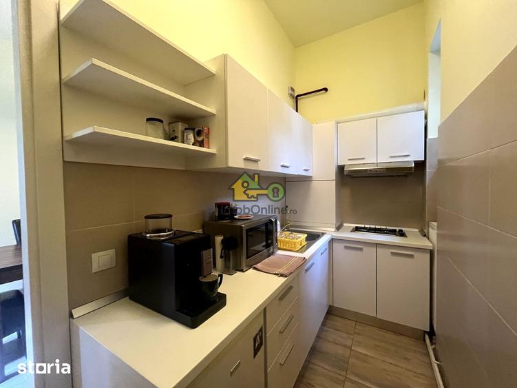 Apartament cu 2 camere semidecomandat în Badea Cârțan
