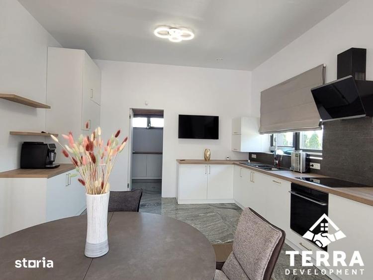 Casă cu 4 camere cu Teren 1020 Mp în Agigea