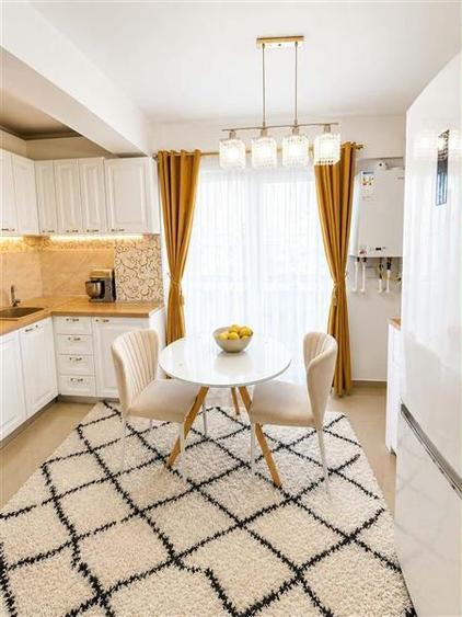 Apartament cu 3 camere decomandat, mobilat în Aeroport