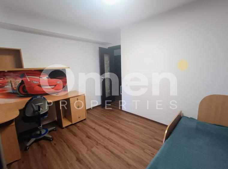 Apartament cu 4 camere decomandat, mobilat în Progresul