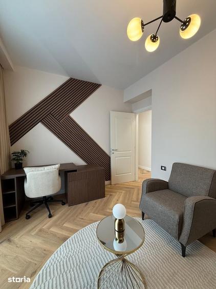 Apartament cu 4 camere în Central
