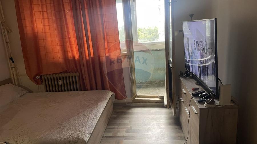 Apartament cu 2 camere decomandat, mobilat în Progresul