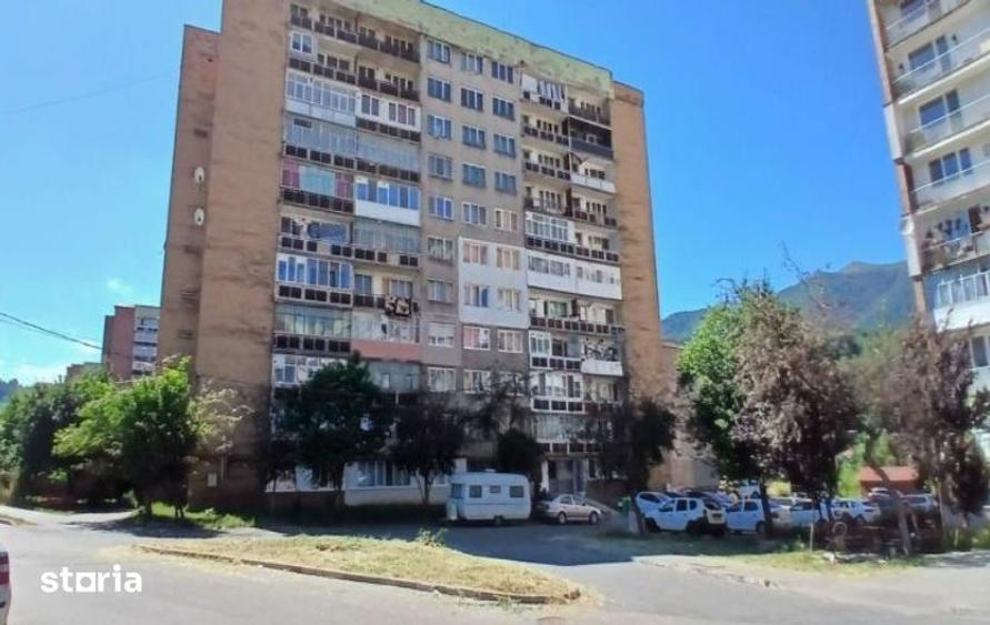 Apartament 2 camere, localitatea Lupeni, judetul Hunedoara 15.12 - 2