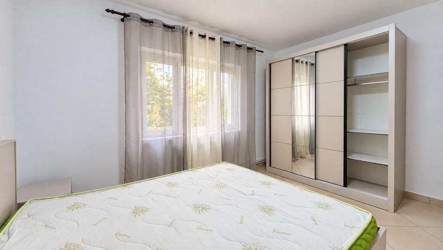 Apartament cu 2 camere decomandat, mobilat în Steaua