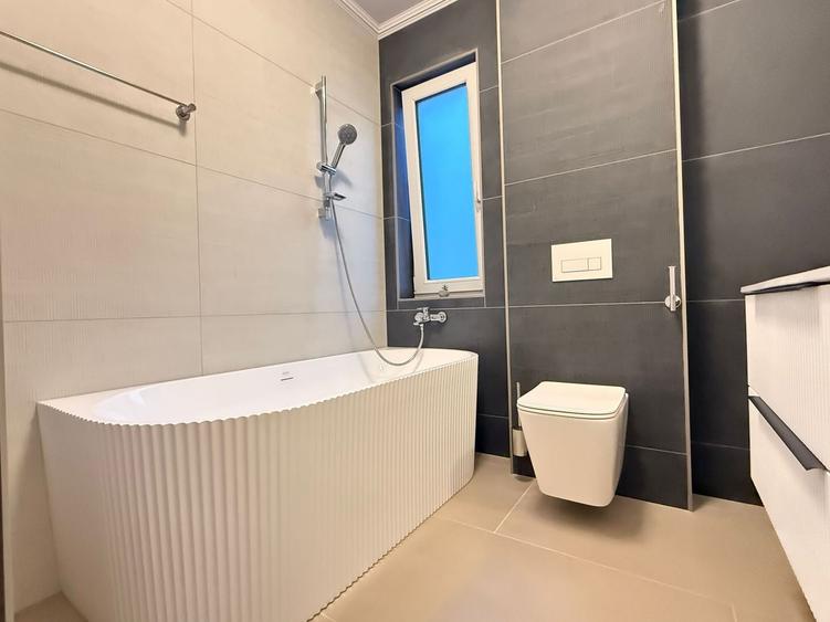 Duplex cu 3 camere cu Canalizare în Moșnița Nouă