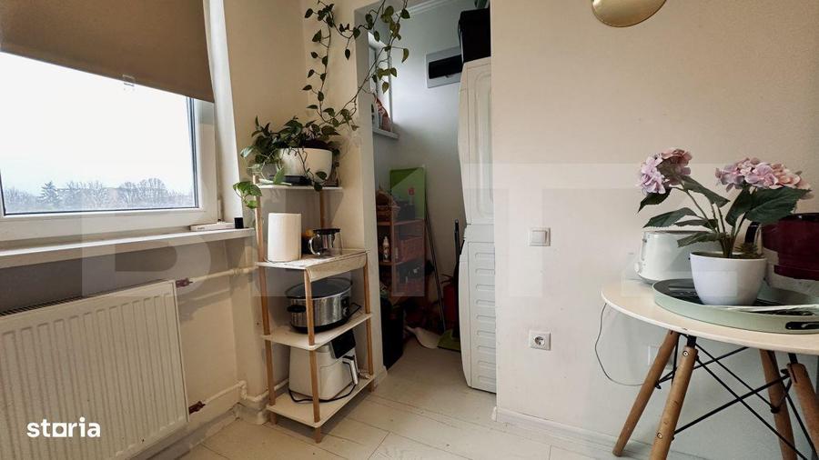 Apartament cu 4 camere semidecomandat în Decebal