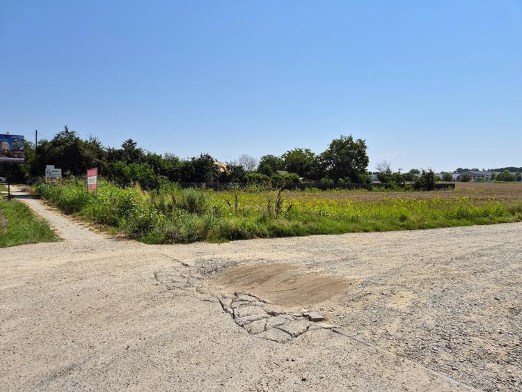 Teren Construcții intravilan de 1570 mp, în Snagov