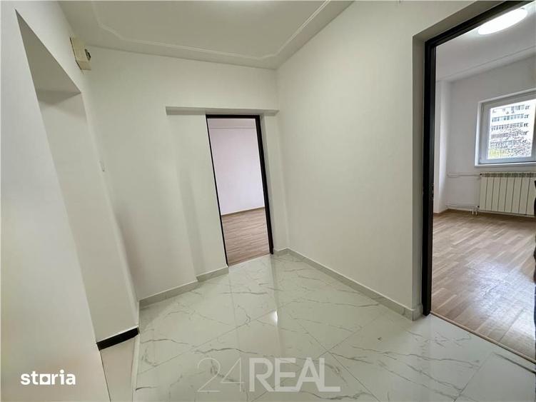Spațiu comercial, de 64 mp, în Tineretului