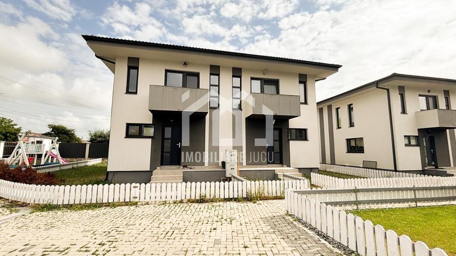 Duplex cu 3 camere cu Canalizare în Jucu de Mijloc