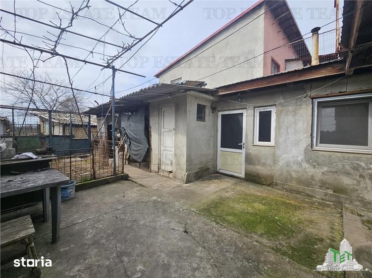 Casă cu 4 camere cu Teren 280 Mp în Central