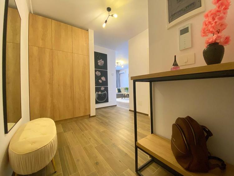 Apartament cu 2 camere decomandat, mobilat în Aradului