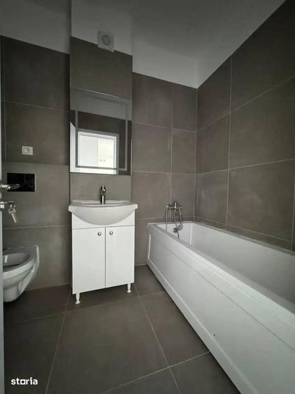 Apartament cu 2 camere semidecomandat în Titan — fotografia 1