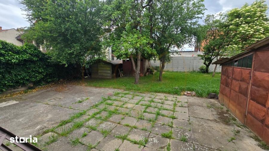 Apartament cu 3 camere decomandat în Titulescu