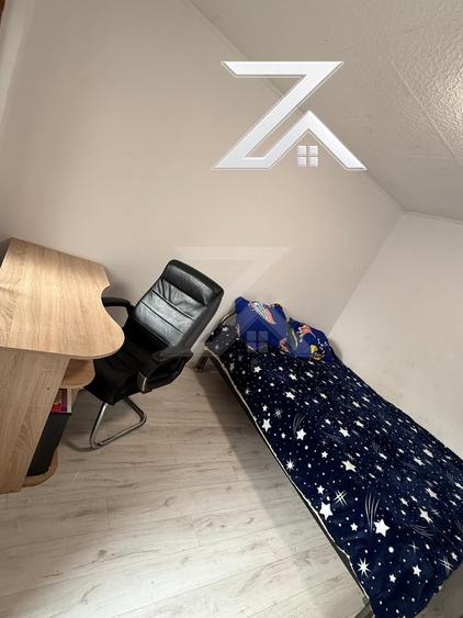 Casă individuală cu 6 camere cu Canalizare în Brestei