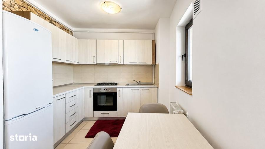 Apartament cu 3 camere decomandat, mobilat în Central