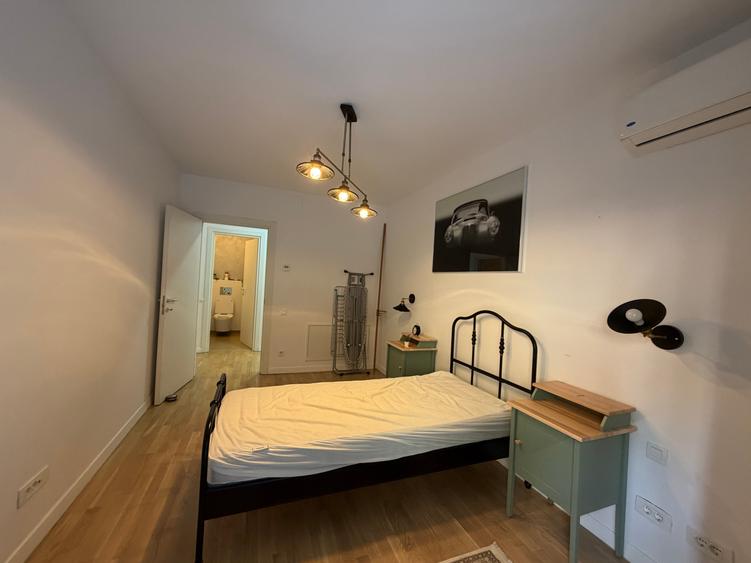 Apartament cu 3 camere decomandat în Domenii