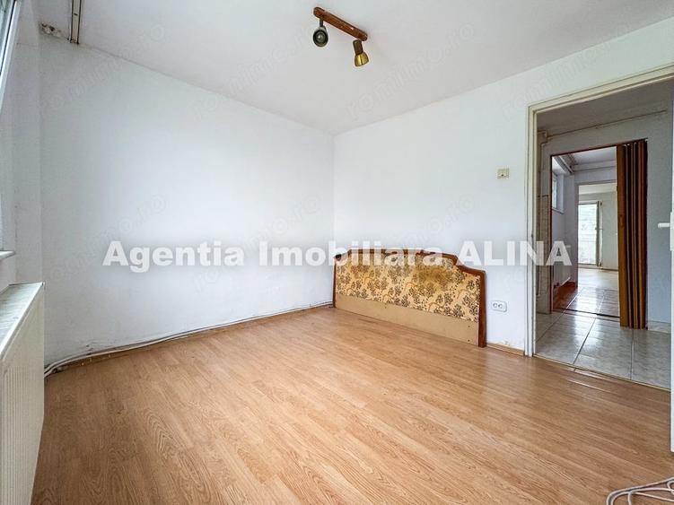 Apartament cu 2 camere decomandat în Micro 15