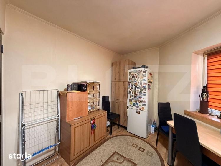 Apartament cu 2 camere decomandat în Craiovița Nouă