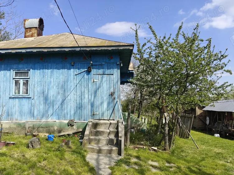 Casă cu 3 camere cu Teren 10300 Mp în Ghercești