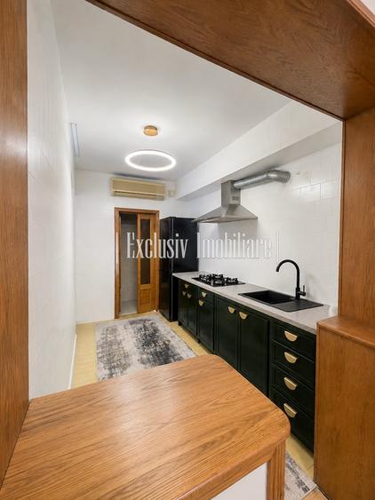 Apartament cu 3 camere decomandat în Faleza Nord