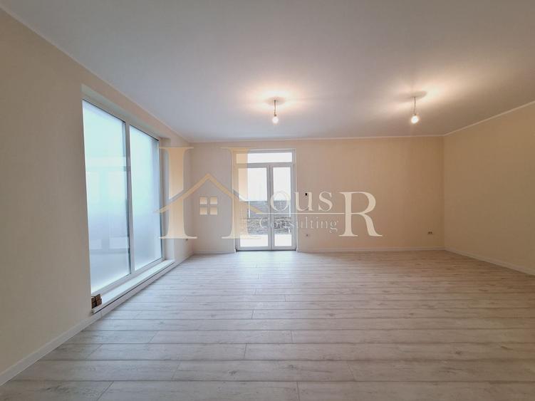 Duplex cu 4 camere cu Canalizare în Girocului