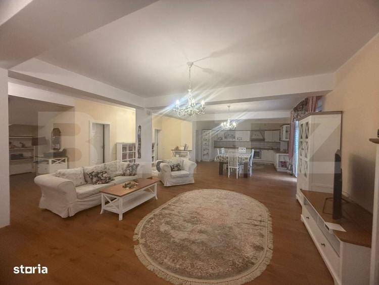 Casă cu 4 camere cu Teren 700 Mp în Central