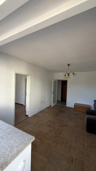Apartament 2 camere, 47 mp, Centru Craiova — baie modernizată, potrivit și pentr - 1