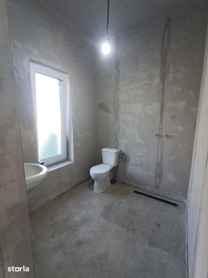 Vila noua direct de la proprietar, teren 539mp, la 13 km de Arad - 14