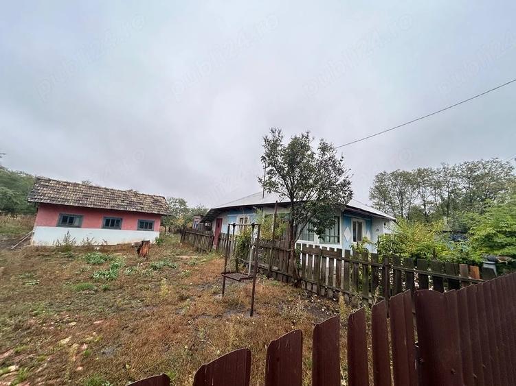 Casă cu 3 camere cu Teren 36 Mp în Avrămeni